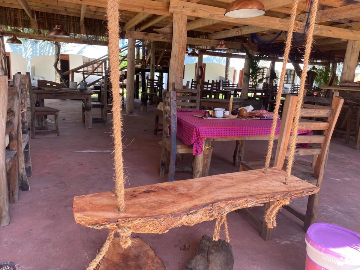 Nest Style Beach Hotel Zanzibar Makunduchi Bagian luar foto