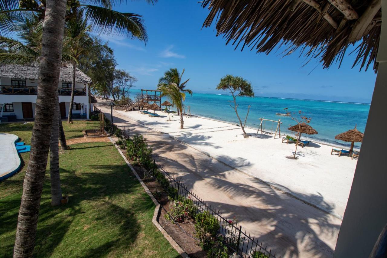 Nest Style Beach Hotel Zanzibar Makunduchi Bagian luar foto