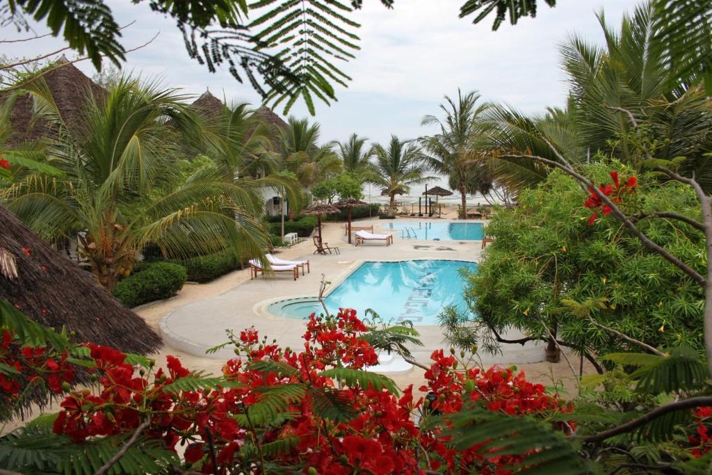 Nest Style Beach Hotel Zanzibar Makunduchi Bagian luar foto